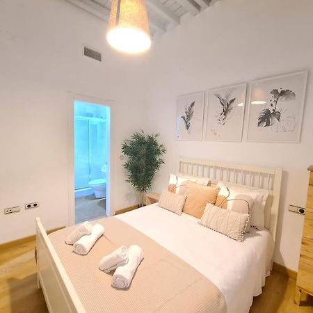 Centrico Apartamento En Malaga Exterior photo